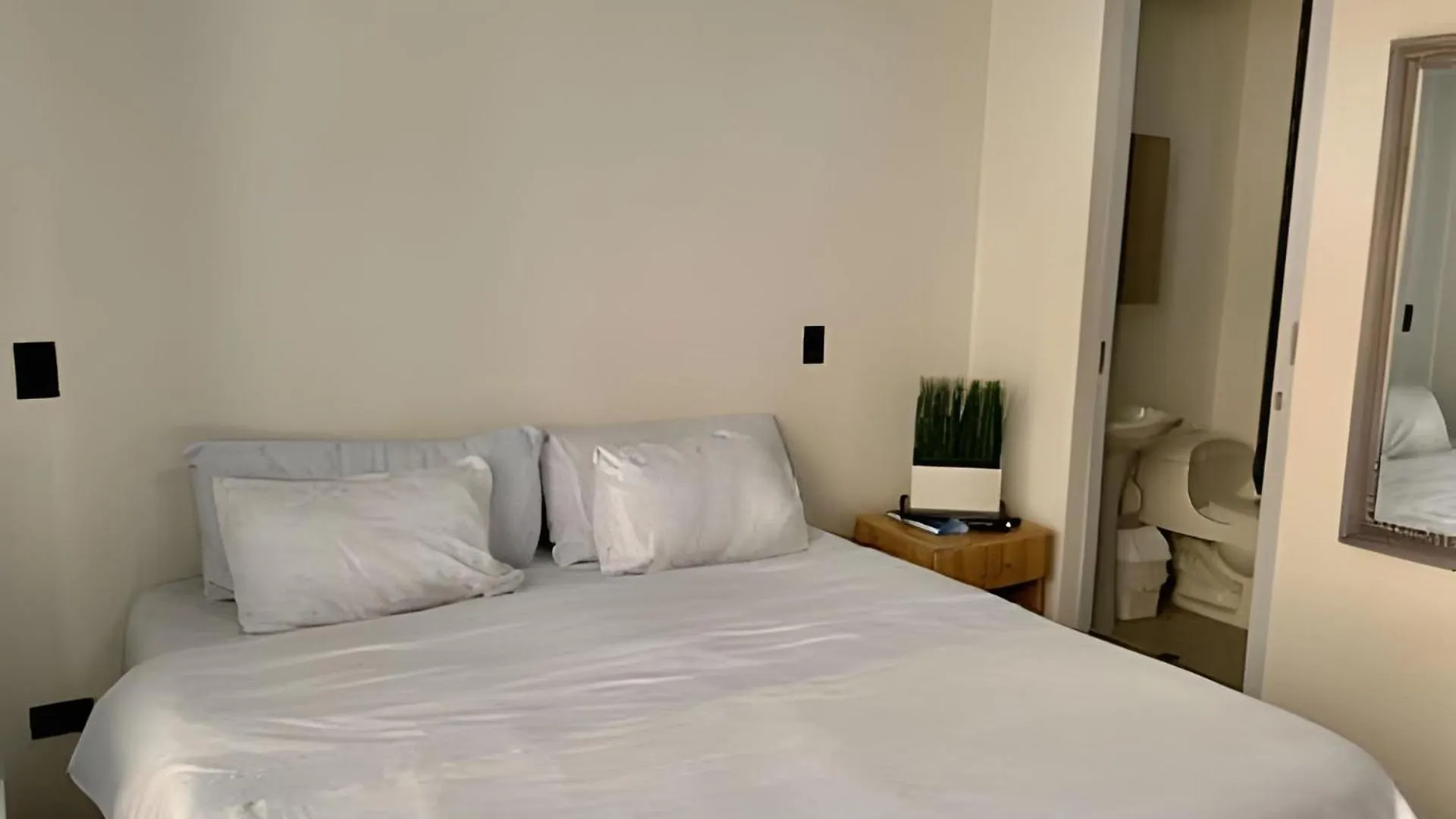 Apartaestudio Luxury En Laureles-La 70 C/Balcon メデジン
