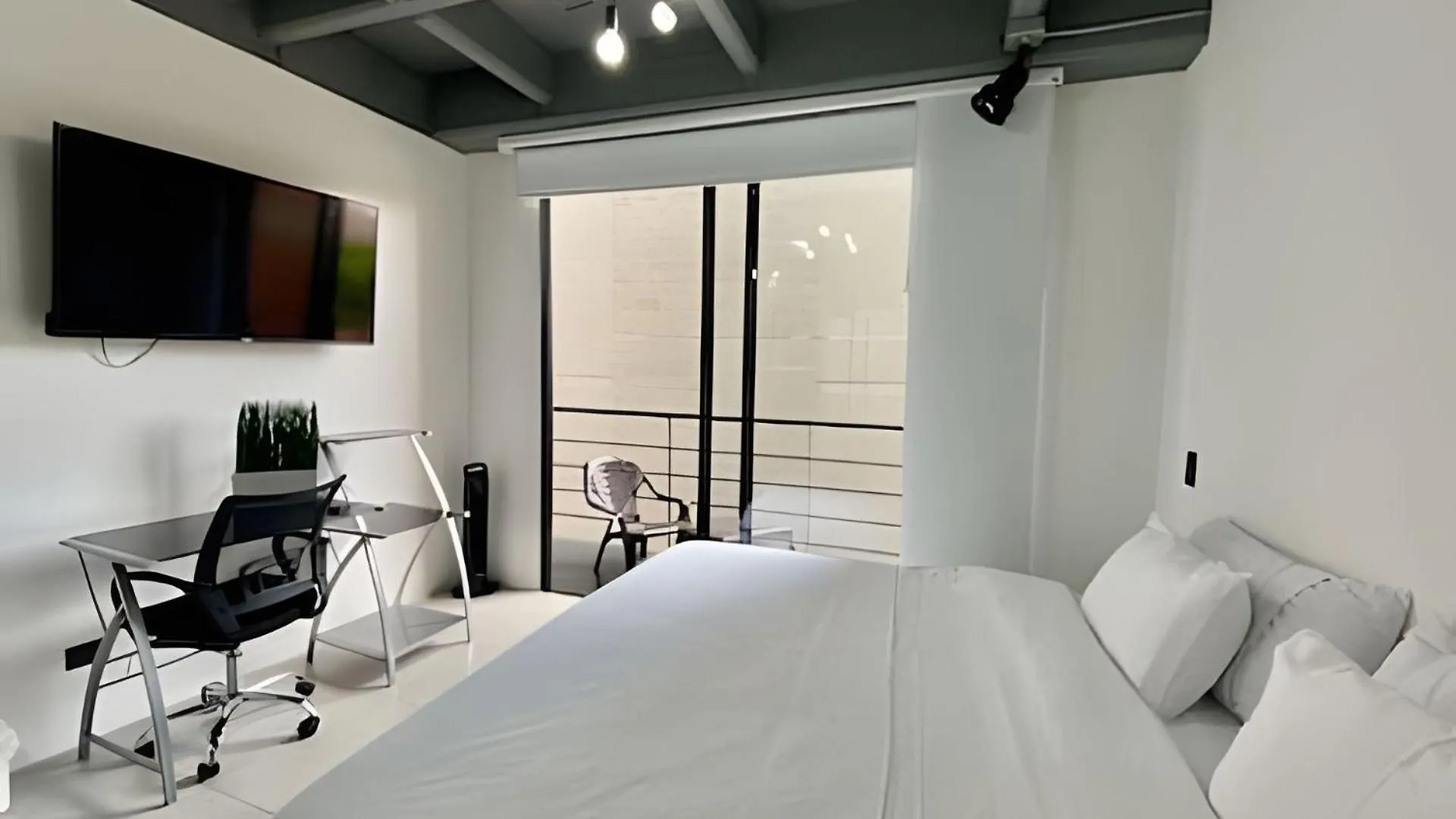アパート Apartaestudio Luxury En Laureles-La 70 C/Balcon メデジン
