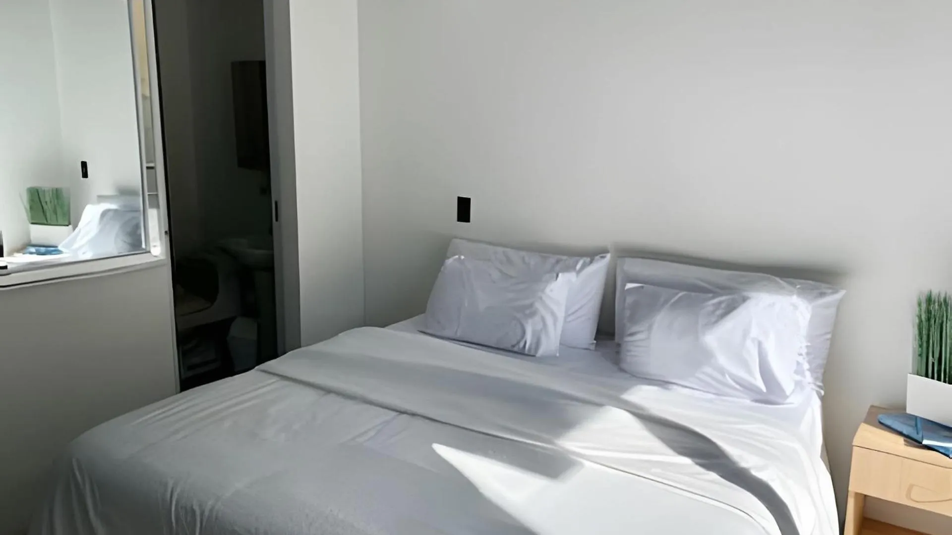 Apartaestudio Luxury En Laureles-La 70 C/Balcon 메딜린 0*,