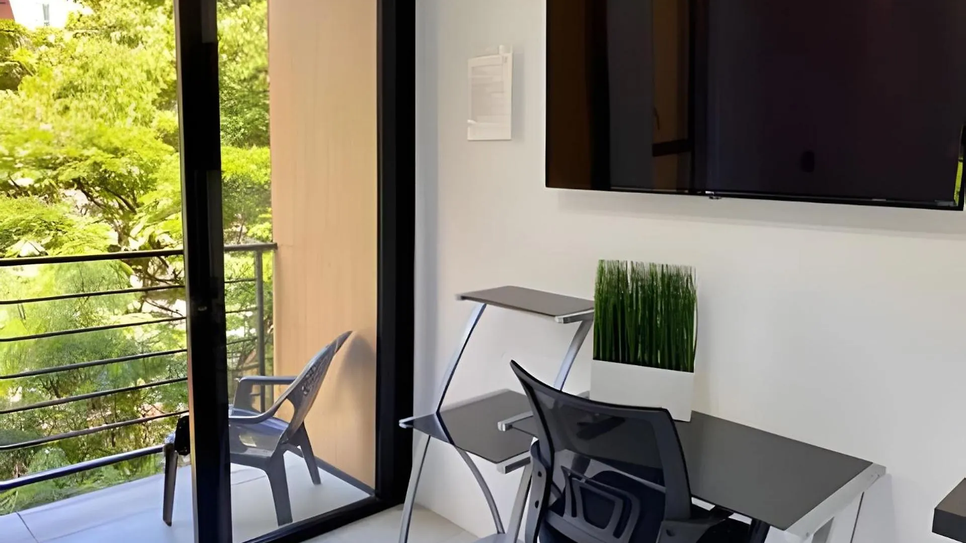 아파트 Apartaestudio Luxury En Laureles-La 70 C/Balcon 메딜린 콜롬비아