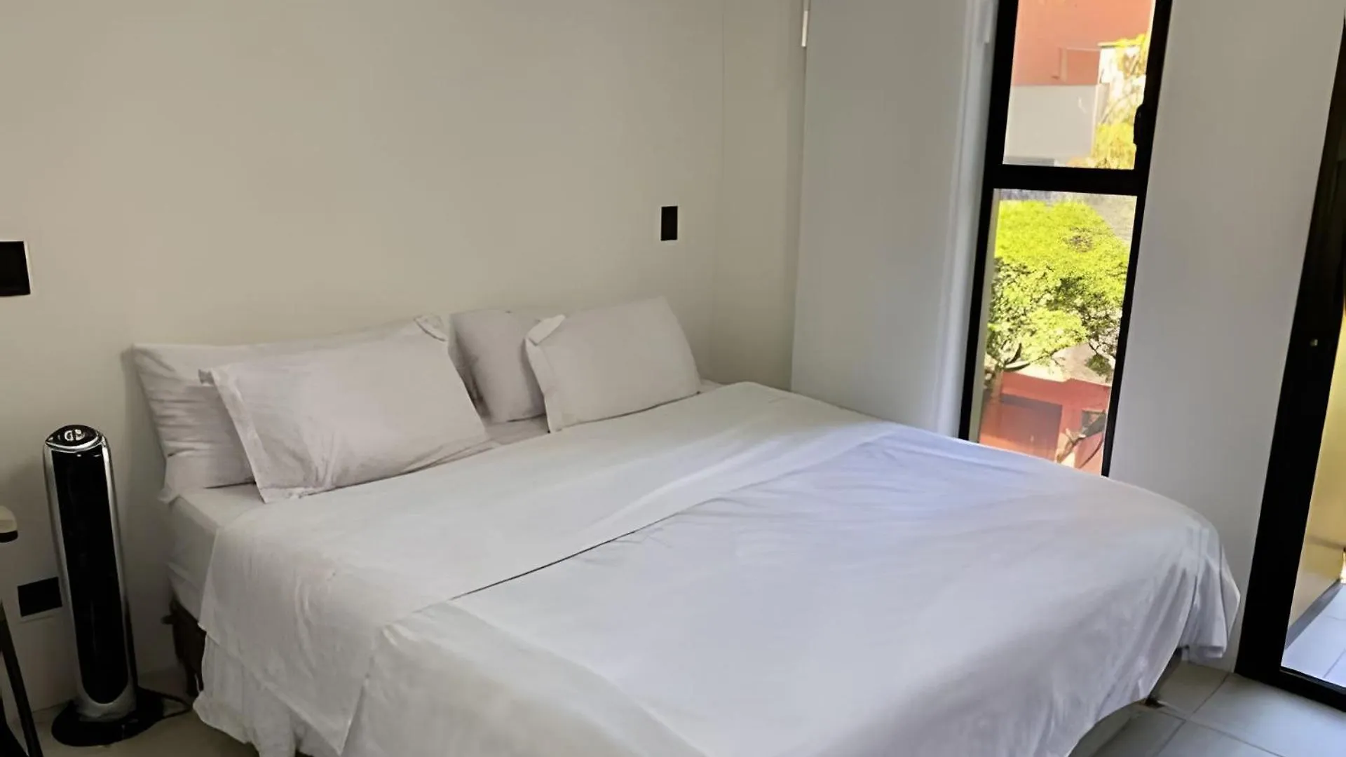 아파트 Apartaestudio Luxury En Laureles-La 70 C/Balcon 메딜린