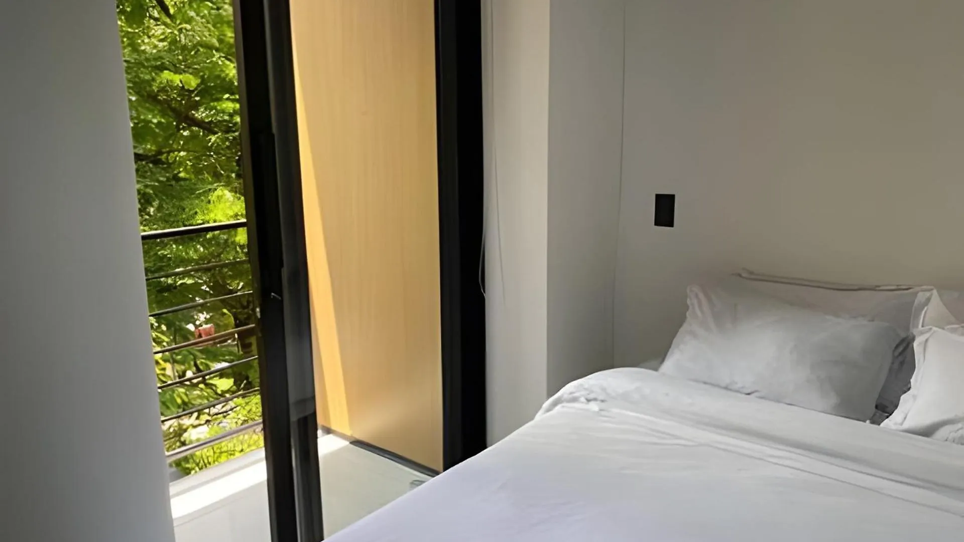 Apartaestudio Luxury En Laureles-La 70 C/Balcon 메딜린 0*,  콜롬비아