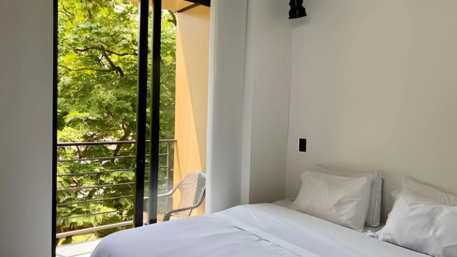 아파트 Apartaestudio Luxury En Laureles-La 70 C/Balcon 메딜린 콜롬비아