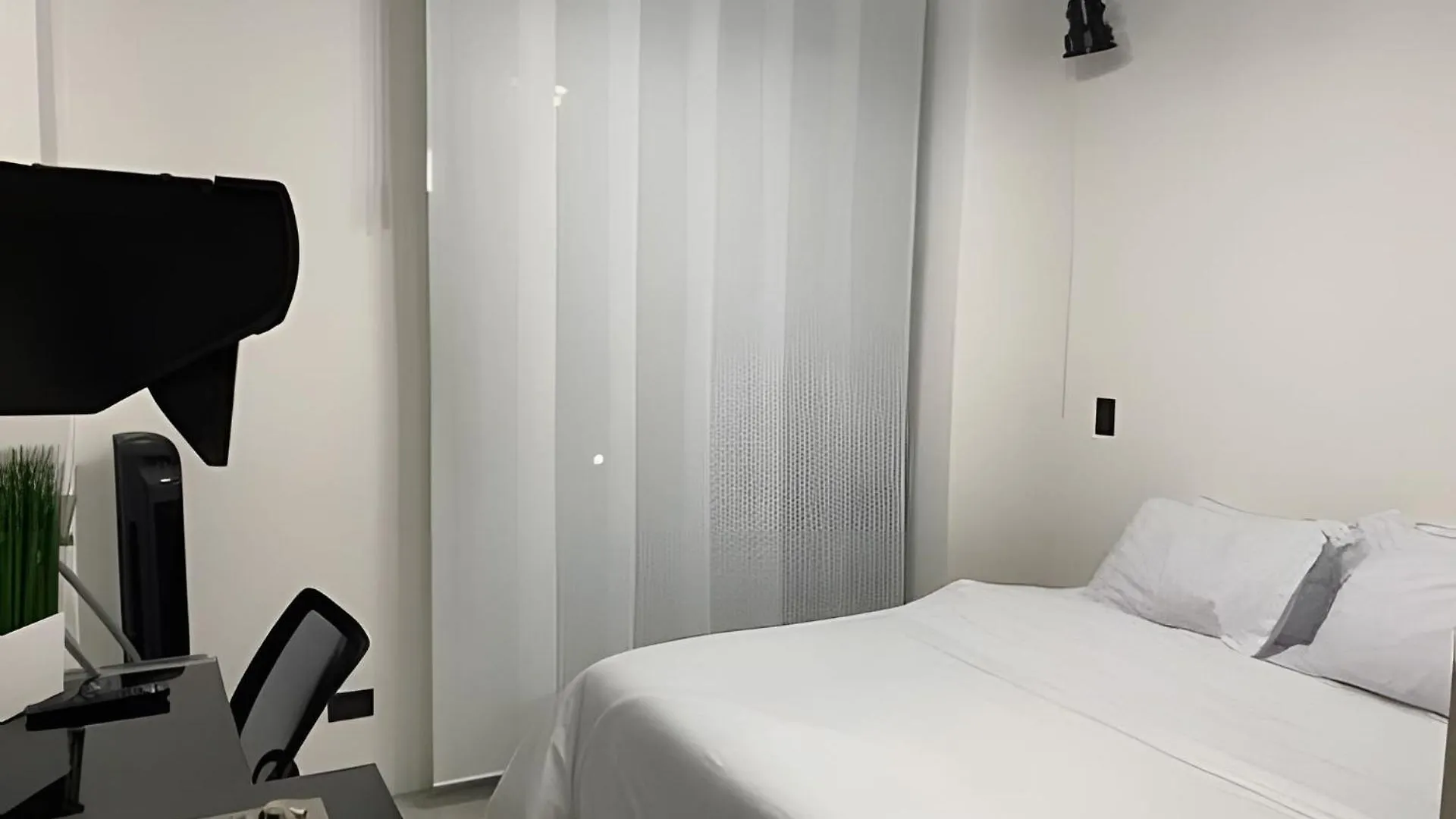 아파트 Apartaestudio Luxury En Laureles-La 70 C/Balcon 메딜린
